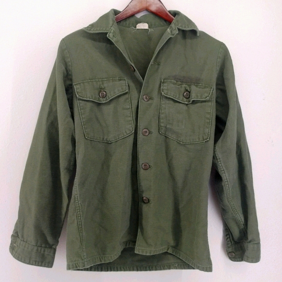 Vintage Other - Vintage Vietnam Era US Army Issued Sateen Shirt
